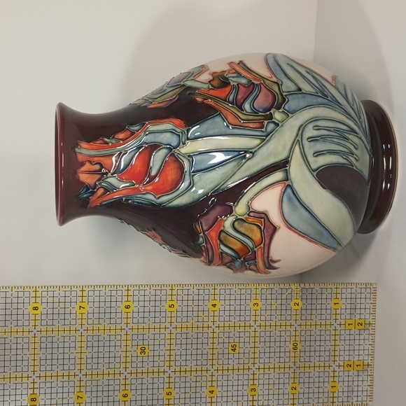 Rare VTG Moorcraft 7.5" Baluster Vase Tulip Pattern by Sally Tuffin c.1989 - Picture 7 of 13